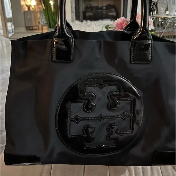 Tory burch tote poshmark hot sale